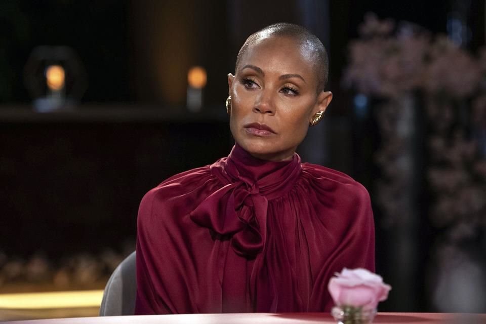 Jada Pinkett catalogó de 'ridículas' las supuestas revelaciones del ex asistente del actor.