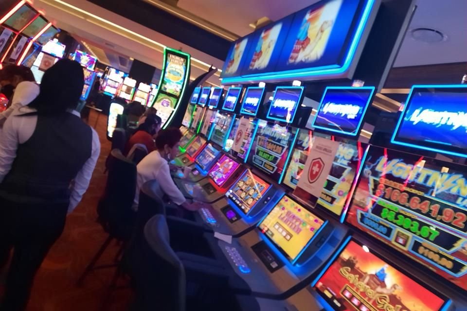 La reforma no será retroactiva, es decir, los 444 casinos que operan actualmente en el País podrán mantener sus máquinas.