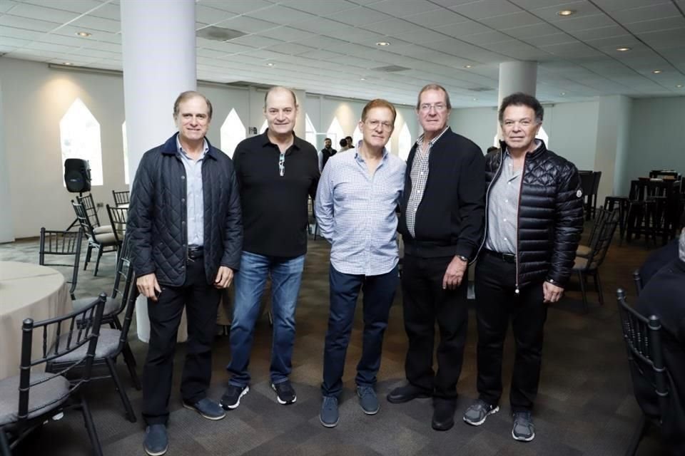 René Ortiz, David Martínez, Manuel Junco, David Treviño y Eduardo Garza