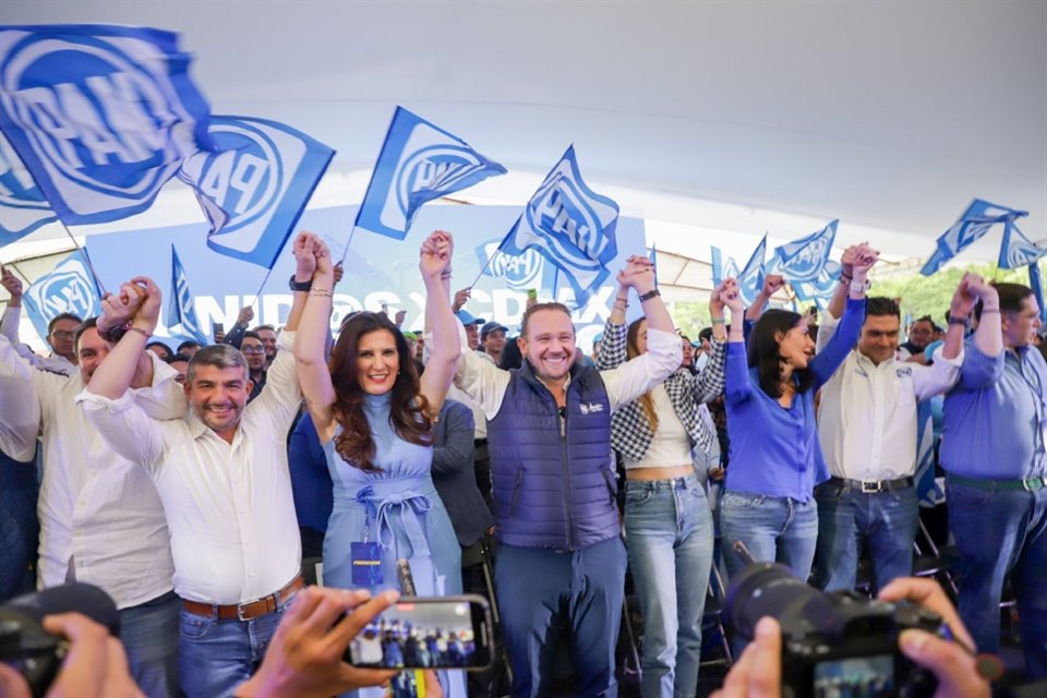 'Vamos todos con Santiago Taboada', pidió también, al exaltar que la candidatura es el cambio que se quiere para la Ciudad.  