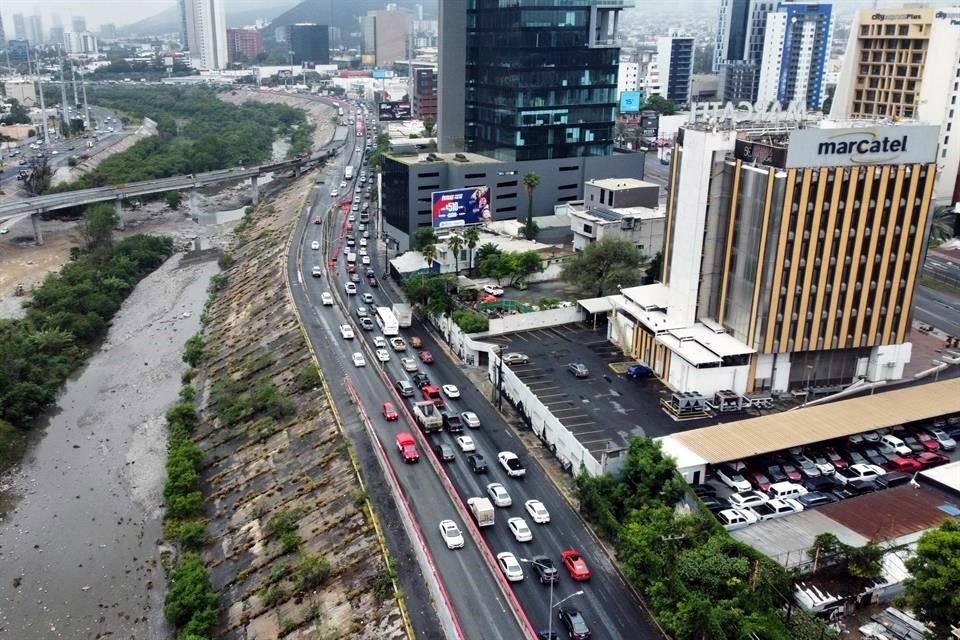 Boulevard en Antonio L. Rodriguez.