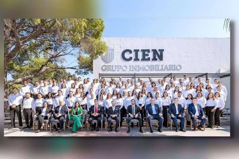Directivos y colaboradores de CIEN Grupo Inmobiliario Monterrey, Corporativo Monterrey.