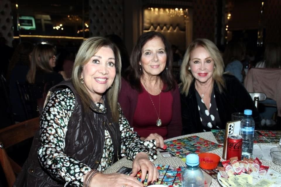 Lupita Páez, Carolina Zértuche y Laura Cantú