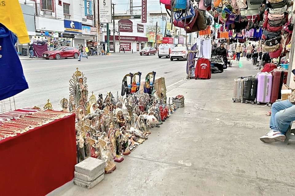 Luis Donaldo Colosio, adelantó que otorgaría permisos para el comercio ambulante para esta temporada navideña.