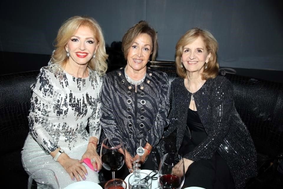 Elsa Aguirre, Olga Guajardo y Chacha Aguirre