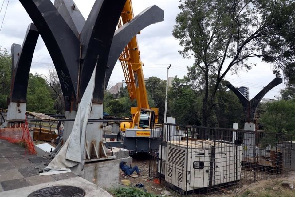 La rampa en el cruce de Paseo de la Reforma y Chivatito saldrá al lado del Pabellón y el Jardín Escénico. 