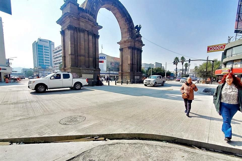 El viernes las autoridades pintaron los cruces peatonales para delimitar la zona.