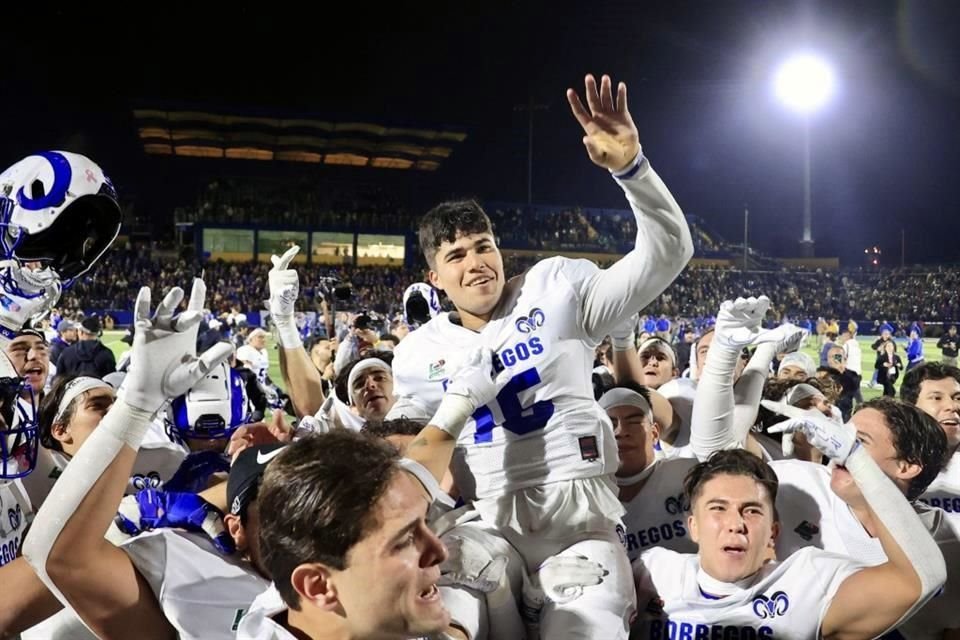 Los Borregos derrotaron 31-27 a los Auténticos Tigres para coronarse bicampeones de la ONEFA.