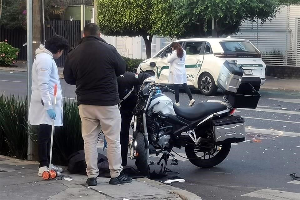 Fue sobre el cruce de Avenida Gabriel Mancera y el Eje 6 Ángel Urraza, que se registró el percance.