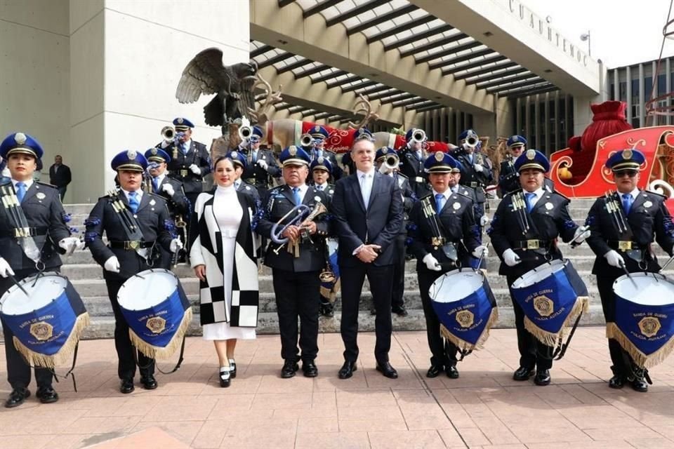 Los policías serán desplegados en ambas alcaldías con motivo del llamado 'Operativo Diamante Navideño'.