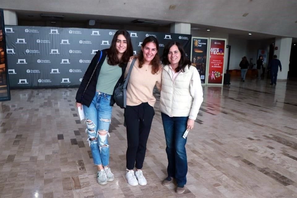 Jimena Murra, María Enríquez y Mariali Cárdenas