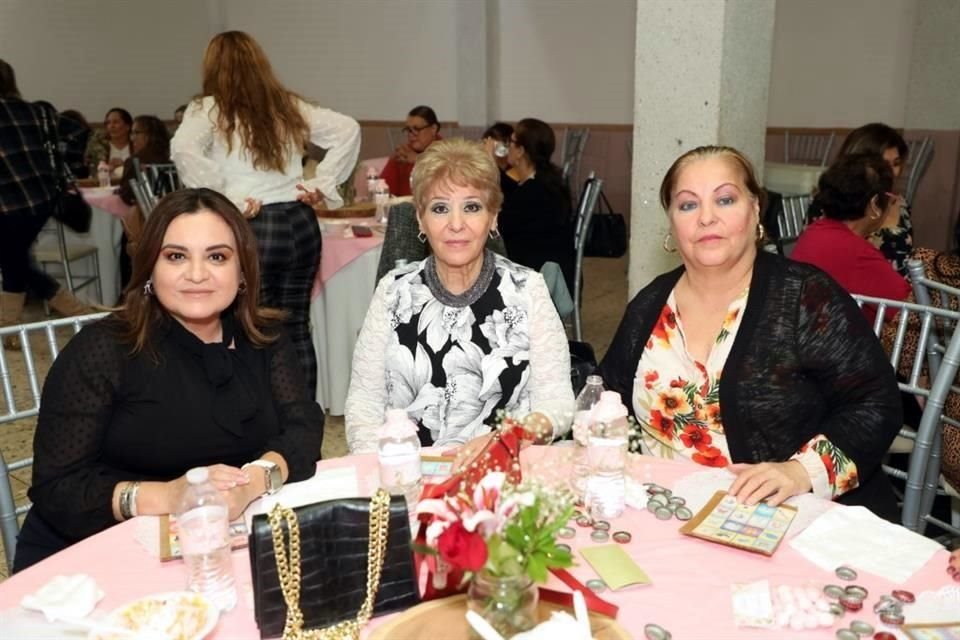 Luisiana de León, Marina Salinas y Graciela Salinas