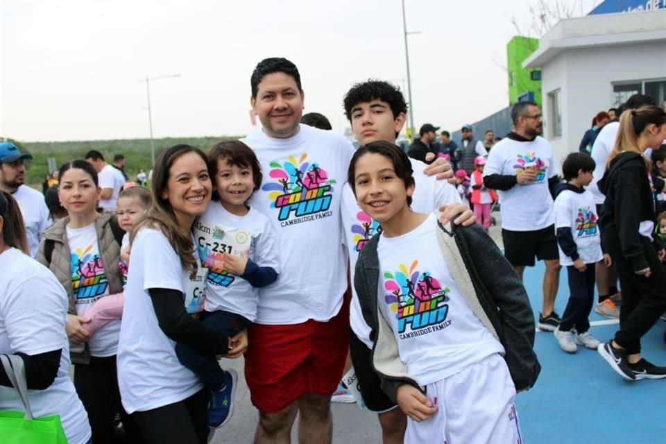 Daniela Gallegos, Héctor González, Héctor González Gallegos, José David González e Ithan González