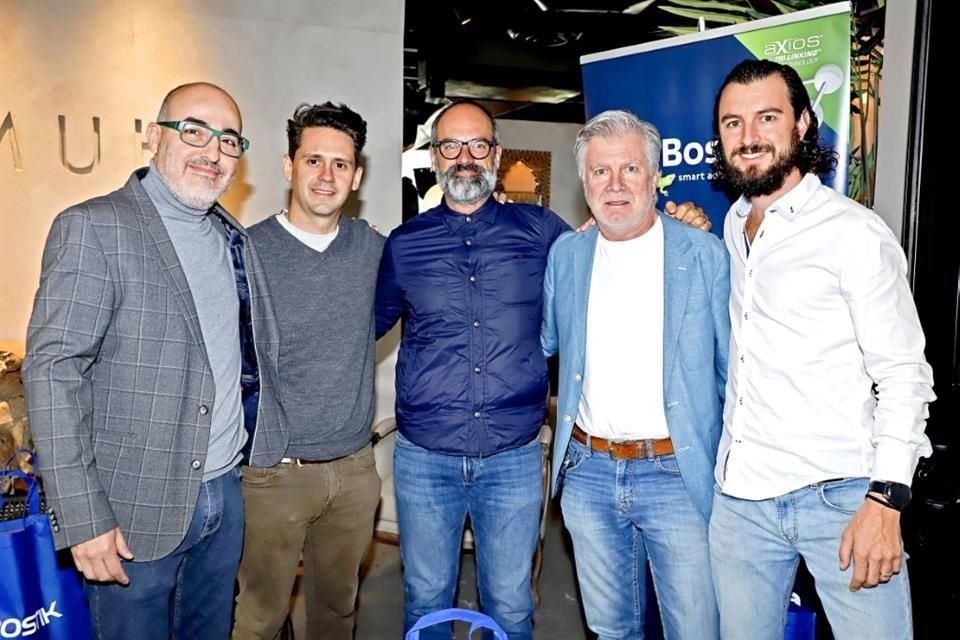 Alejandro Ibarra, David Martínez, Osvaldo Zurita, Alejandro Belden y Alejandro Belden Enkerlin