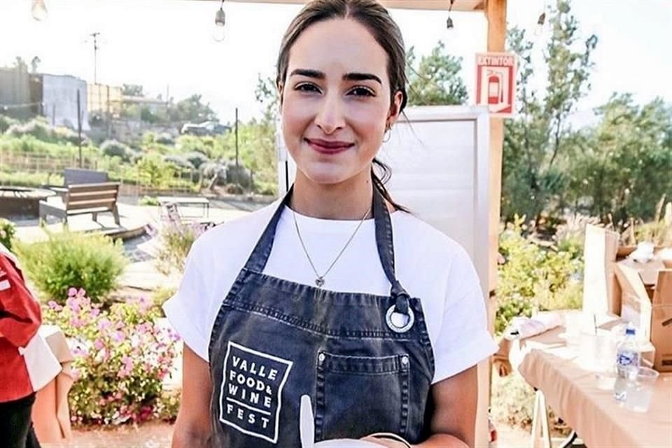 Egresada de la Escuela de Enología y Gastronomía de la Universidad Autónoma de Baja California (UABC), Aldaco ha desfilado por Laja, Restaurante del Parque, Merotoro y Jaso.