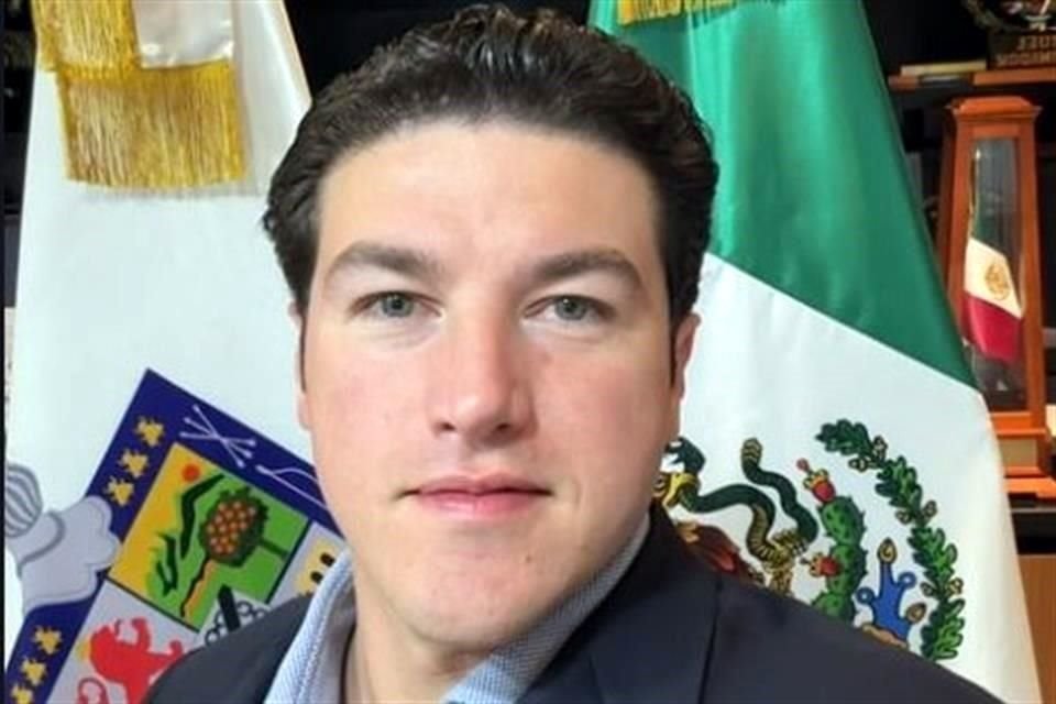 Samuel García publicó una fotografía en su Instagram en la que presume 'seguir imparable'.