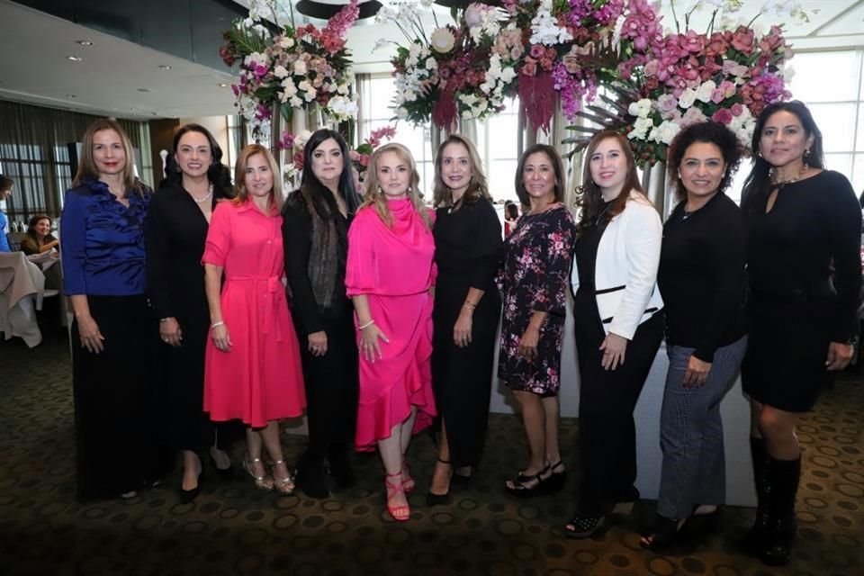 Mayela Treviño, Liliana Flores, Maribel Elizondo, Thelma González, Idalia Garza de Elizondo, Mirna Perales, Diana Rodríguez, Ludy Castillo, Claudia García e Ileana de la Vega