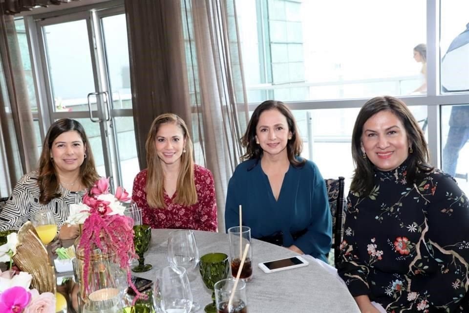 Maru Rodríguez, Marcela de Porras, Claudia Uribe y Yuri Anda