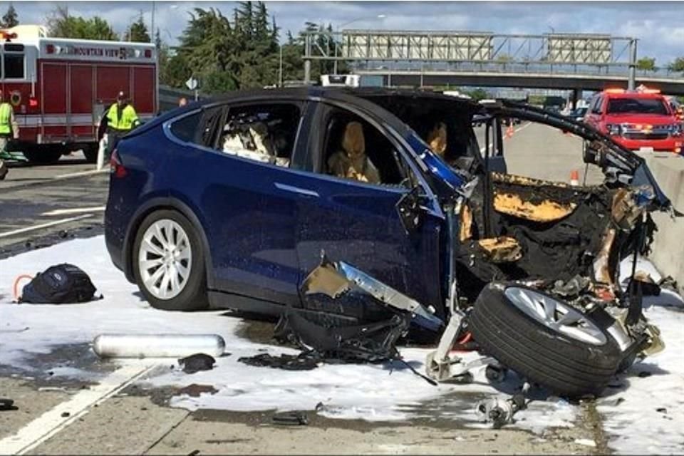 Según un estudio, los conductores de Tesla tienen el segundo mayor número de incidentes de conducción.