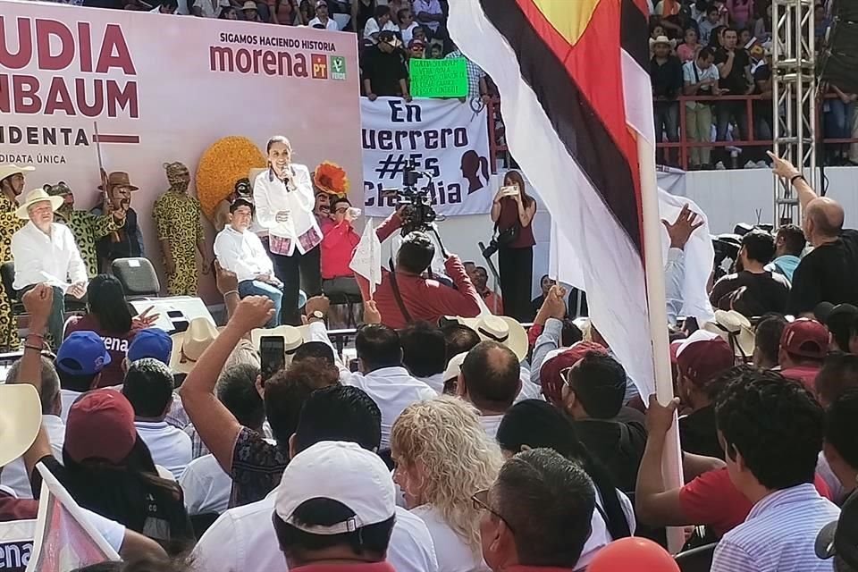 El evento se realizó en el lienzo charro del Municipio de Zumpango de Neri.