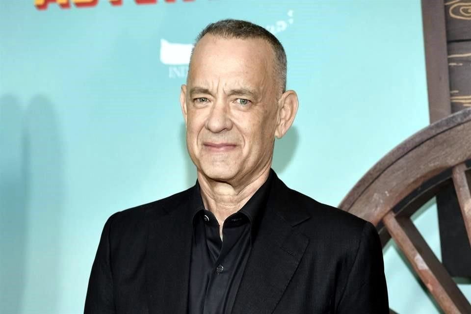 El actor y productor Tom Hanks funge como narrador de un espectáculo inmersivo en Londres sobre viajes a la Luna y cohetes espaciales.