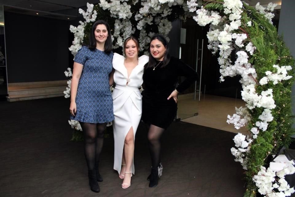 Aranza Seade, Sara García e Isaura Cavazos