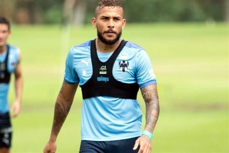 Duván Vergara dio una asistencia en su primer partido amistoso con los Rayados.