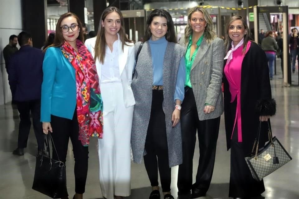 Vivian Ubiarco, Rosa Isabel Castro, Andrea Tajc, Pamela Hamuin <br>y Herendira Straffon