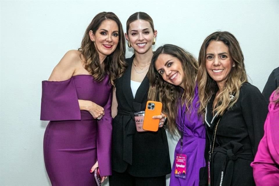 Mari Rouss, Mariana Rodríguez, Gabriela de la Torre y Ana Lía Téllez