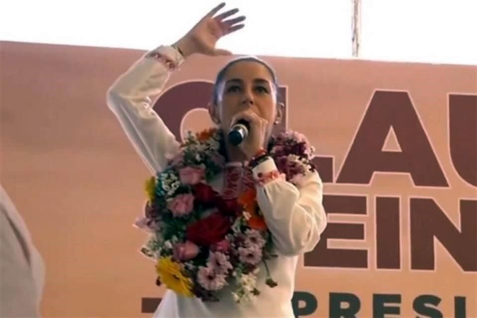 Claudia Sheinbaum realizó una gira en Oaxaca como parte de su precampaña presidencial.