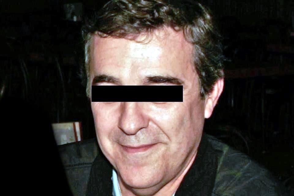 Fernando Villarreal Cantú y su esposa fueron detenidos por fraude.