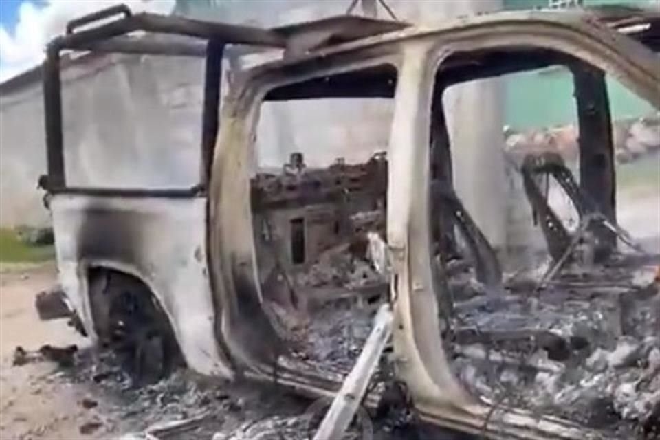 Los habitantes fueron atacados en un campo de futbol.