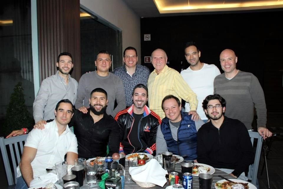 Alain Flores, Vidal González, Rogelio Ángel Herrera, Juan Pablo Saenz, Edwin Ramírez, Giovani Barbiero, Jorge Mendel, Javier Calderón, José Rubio y Federico De Hoyos