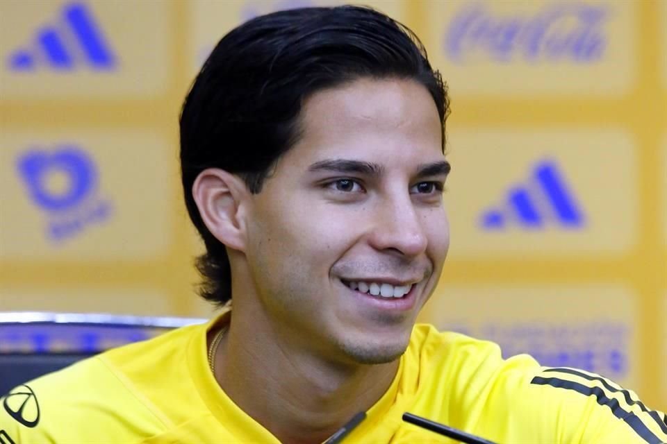 Diego Lainez considera que vive su mejor momento como futbolista.