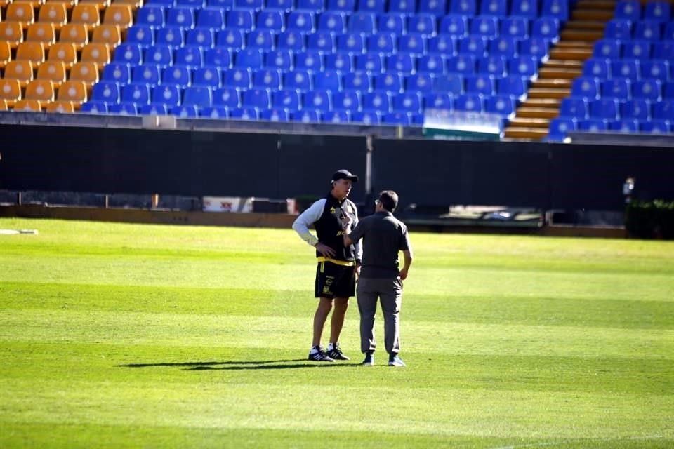 Tigres entrenó este sábado en el Estadio Universitario de cara a la vuelta de la Semifinal ante Pumas, en la que buscará avanzar a la serie por el título.