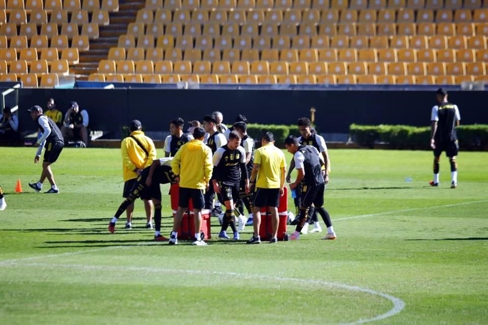 Tigres entrenó este sábado en el Estadio Universitario de cara a la vuelta de la Semifinal ante Pumas, en la que buscará avanzar a la serie por el título.