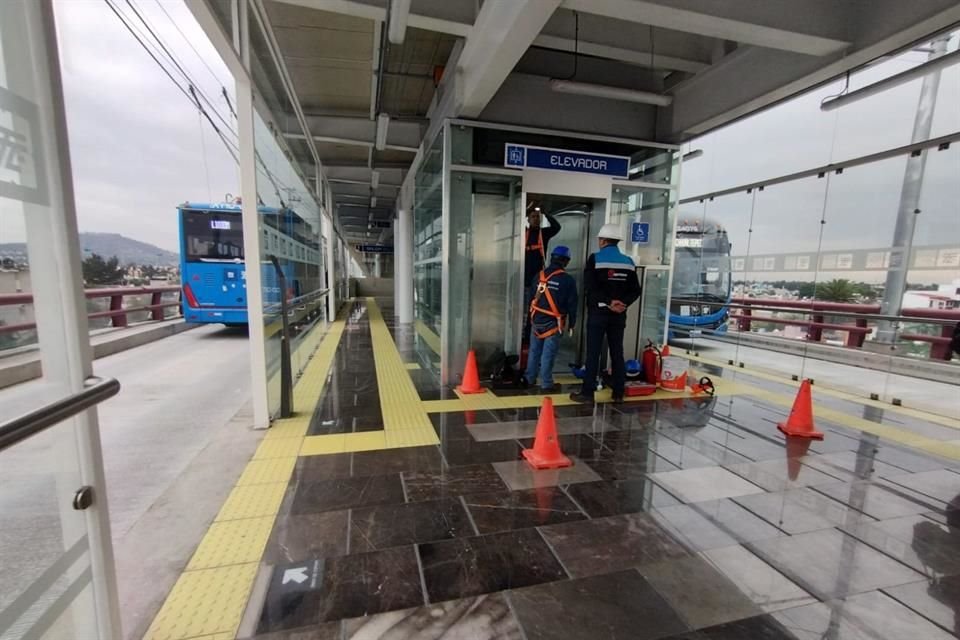 Los trabajos en el elevado de la terminal aún se llevaban a cabo esta semana.