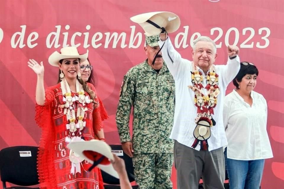 El Presidente López Obrador afirmó que su Gobierno no ha entregado ninguna concesión.