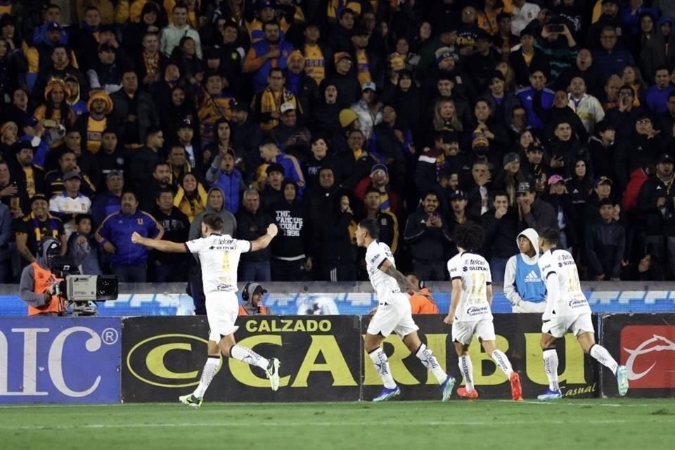 Pero momentos después, Gabriel Fernández puso el primer gol del encuentro tras un cabezazo.