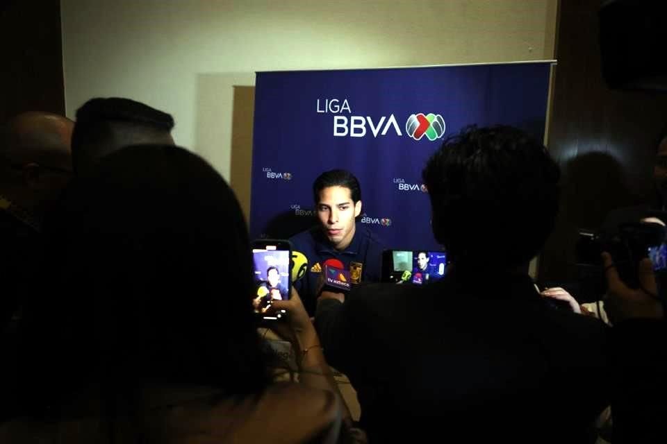 Diego Lainez, en el Día de Medios previo a la Final de ida.