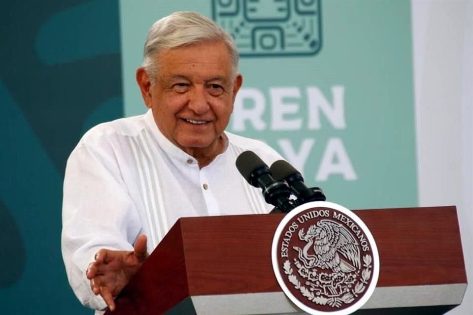 AMLO reveló que Bertha Alcalde declinó ser Ministra de la Corte en favor de Lenia Batres durante una reunión que sostuvieron los tres.