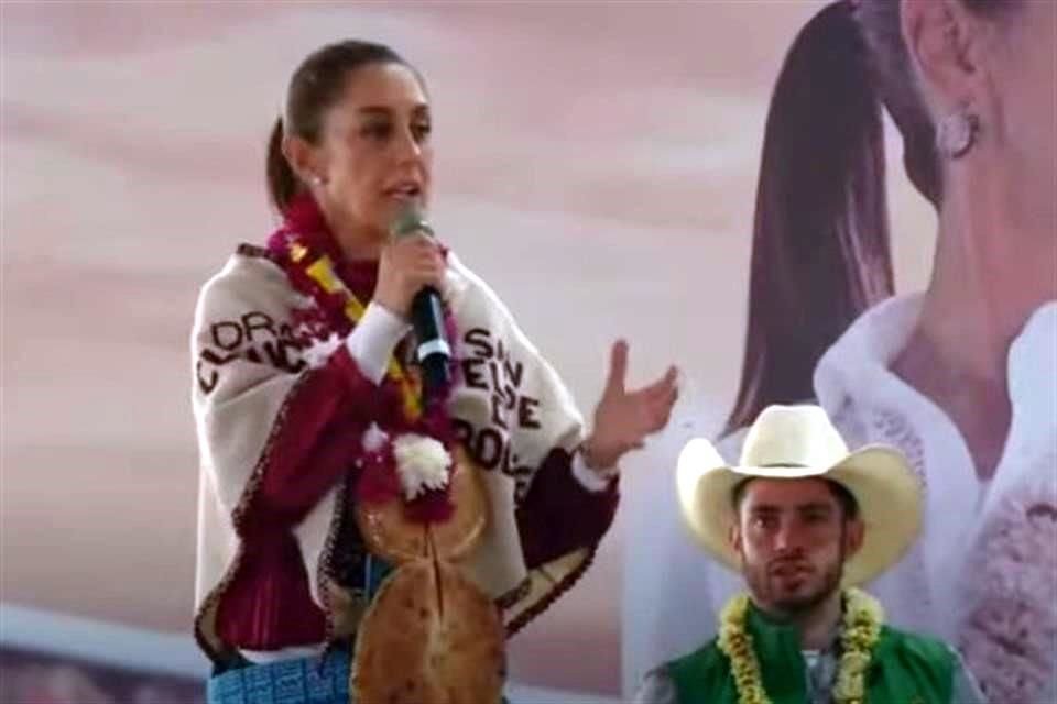 En un encuentro con militantes de Morena en el Edomex, Sheinbaum celebró la llegada de Lenia Batres a la SCJN.