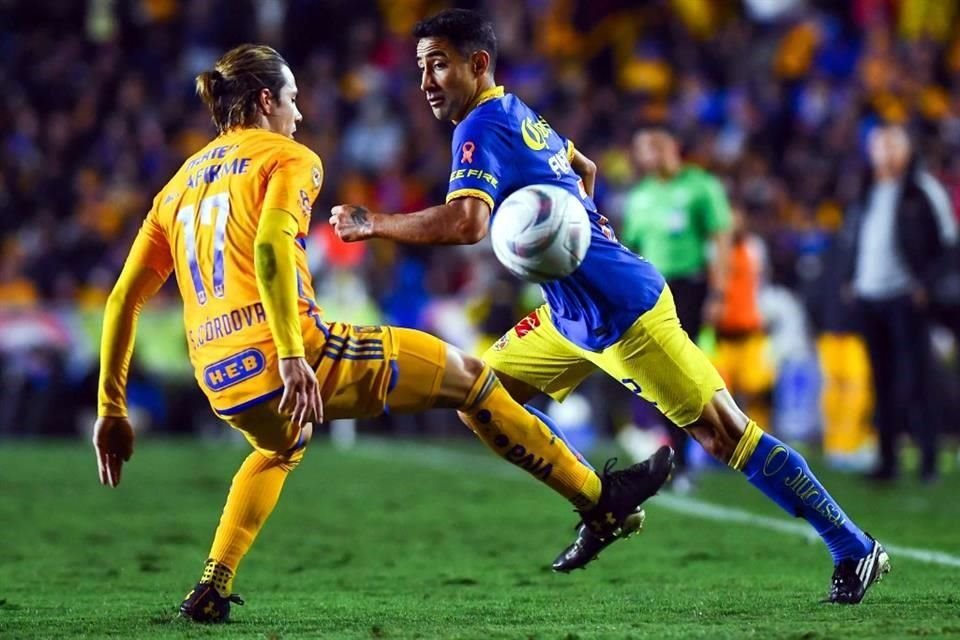 Luis Fuentes ya perdió dos Finales de Liga MX ante Tigres y ahora buscará cambiar su suerte ante los felinos.