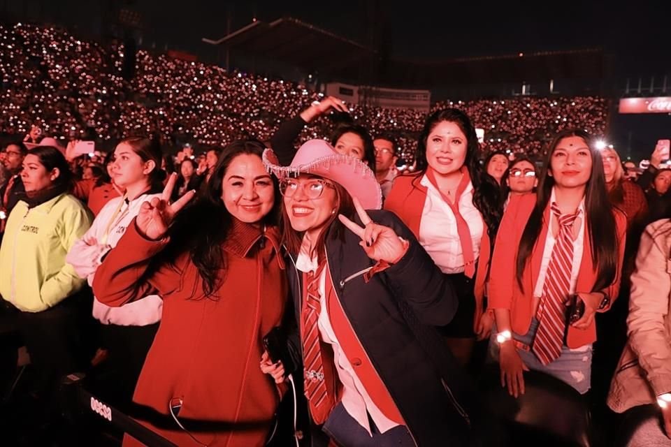 El Foro Sol se transformó en el Elite Way School.