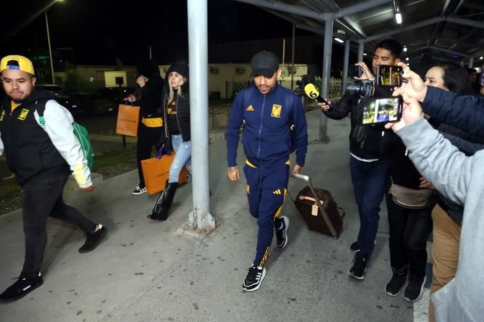 Javier Aquino aseguró que los Tigres pasarán pronto el trago amargo de perder la Final.