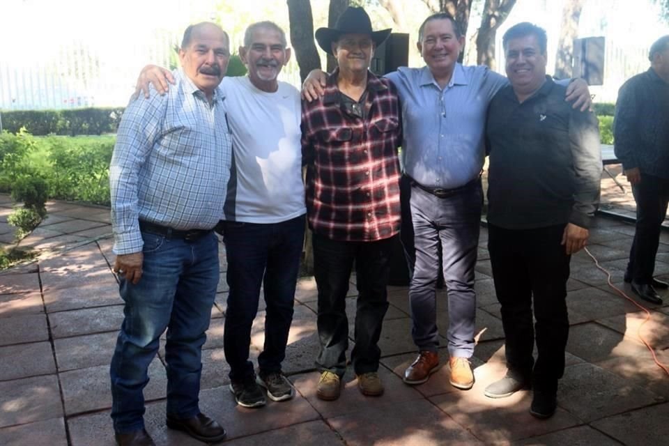 Rosendo del Bosque, Jorge del Bosque, Sergio Garza, Alberto del Bosque y Jorge Flores