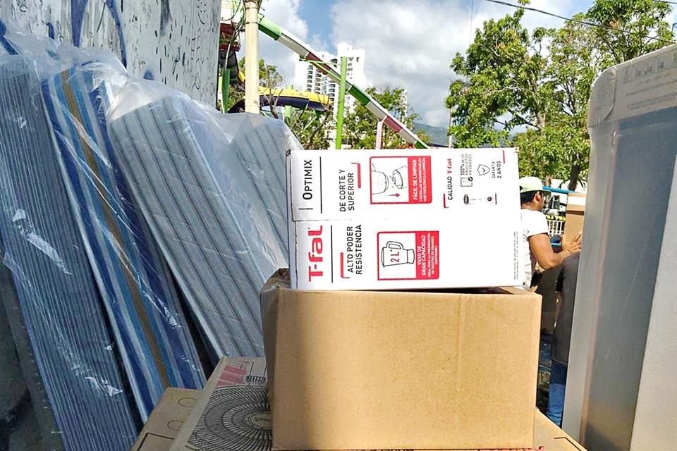 Habitantes agradecieron todo el apoyo del Presidente López Obrador para la recuperación de Acapulco.