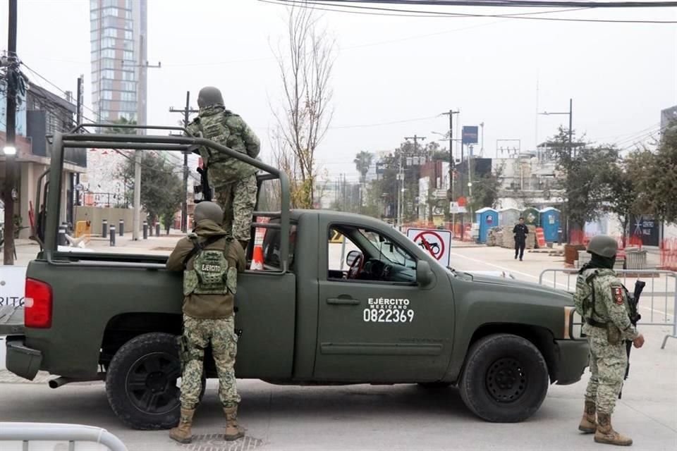 Elementos del Ejército arribaron cerca de las 9:30 horas.