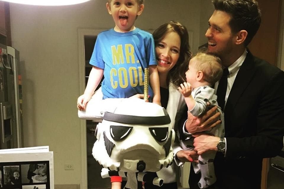 Noah Bublé ha recibido la mejor atención médica y todo el apoyo de sus padres desde que fue diagnosticado con hepatoblastoma en 2016.