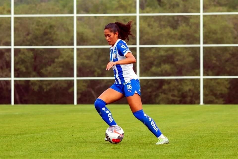 Las Rayadas se impusieron 2-0 sobre Bravas en su primer amistoso rumbo al Clausura 2024, en el duelo que marcó el debut de la costarricense Amelia Valverde como entrenadora albiazul.